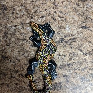 Mini Hand Carved Gecko Wood Wall Hang